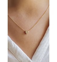 Minimal Taşlı Kalp Altın Kolye (Sarı)
