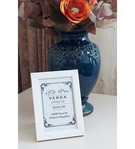 10x15 cm Fotoğraf Çerçevesi! Ahşap Ayaklı Pvc Camlı Dekoratif Masaüstü Çerçeve! (Parlak Beyaz)