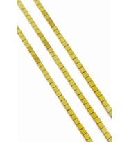 Hematit Doğal Taş Gold Yassı Kare Kesim Çift Delikli 4x4mm Dizi