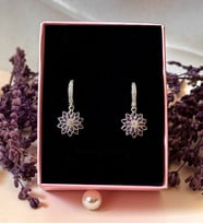 25 Ayar Gümüş Mor Zirkon Taşlı Lotus Çiçeği Kadın Küpe
