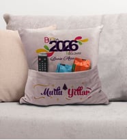 BK Gift Kişiye Özel Yılbaşı Tasarımlı Organizer Kumanda ve Atıştırmalık Cepli Pembe Kırlent Yastık, Yılbaşı Hediyesi- 5, Yeni Yıl Hediyeleri