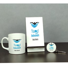 Yüzme Antrenörü Üçlü Set (Kupa + Telefon Standı + Anahtarlık)