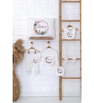 Pia Baby Premium %100 Pamuk İsme Özel Kız Bebek Hediye Seti Zıbın Yastık Kılıfı 5029-06 (Ekru)