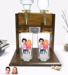 BK Gift Kişiye Özel Sevgililer Tasarımlı İkili Rakı Bardağı ve Çift Musluklu Doğal Ahşap Rakı Standı-5 (Model 1)