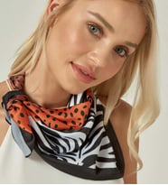 TURUNCU-SİYAH ZEBRA DESEN KARE BANDANA FULAR