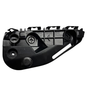 Toyota Hilux 2015-2018 Ön Sol Tampon Braketi