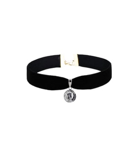 Siyah Renk Kadife Kadın Madalyon Choker Kolye