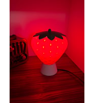 Cevizdizayn FRULAMP-TAB ÇİLEK TEMALI ABAJUR GECE LAMBASI – MASA TİPİ (Yılbaşı Kırmızısı)