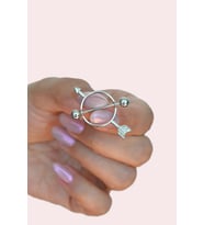 Ok Figürlü Çelik Nipple Piercing Geçen Ok Model Meme Ucu Piercingi