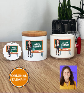 Kişiye Özel Karikatürlü Sınıf Öğretmeni Hediye Seti T Kupa, Kalemlik, Anahtarlık Kadın Sınıf Öğretmenine Öğretmenler Günü Hediyesi (Kırmızı)