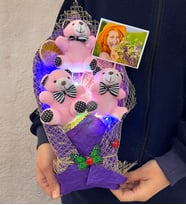 Renkli Led Işıklı Fotoğraflı Özel Pembe Ayıcıklı Büyük Boy Peluş Ayıcık Buketi (Model 2)