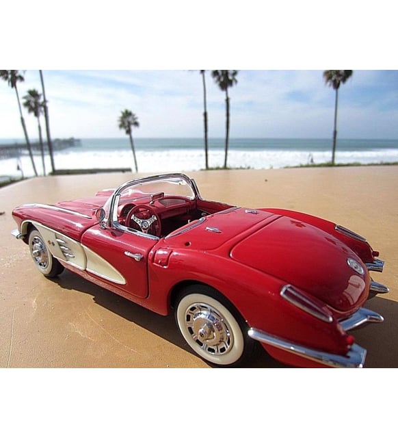 MotorMax 1959 Chevrolet CORVETTE Kırmızı 1/24 Model Araba
