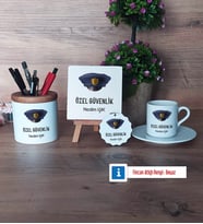 Özel Güvenlik Görevlisi Hediye Seti Dekoratif Taş, Kalemlik, Ahşap Altlıklı Türk Kahvesi Fincanı, Ahşap Anahtarlık Hediye (Model 2)