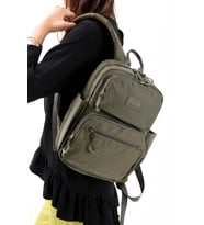 Ultra Hafif Çok Bölmeli Orta Boy Sırt Çantası(Su Geçirmez, Notebook, Laptop) Haki Yeşil Model: (571-13-9D)