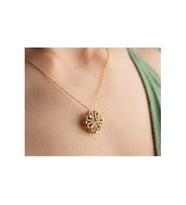 925 Ayar Gold Zirkon Taşlı Açılan Kalp Gümüş Kolye