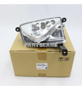 Toyota Prıus Ön Sis Lambası Ledlı Sol 2016- (Oem No:  81220-47020)
