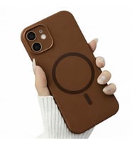 Coverzone ?phone 12 ile Uyumlu Kadife ?� Y�zeyli Premium Silikon K?l?f MagSafe ile Uyumlu Kablosuz ?arj Destekli Darbe Emici Yumu?ak Dokulu Koruma Tasar?ml? Telefon K?l?f? Kahverengi
