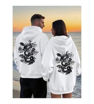 Sevgili Kombini Ejderha Sırt Desenli Kapşonlu Sweatshirt – Oversize 3 İplik Unisex Hoodie (Beyaz)