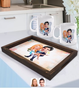 BK Gift Kişiye Özel Evleniyoruz Karikatürlü Doğal Ahşap Tepsi ve 2’li Kupa Bardak Seti-4