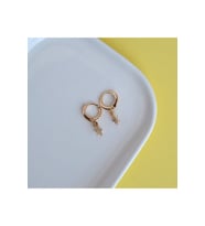 Minimal Yıldız Charmlı Küpe Yıldızlı Küpe (Çok Renkli)