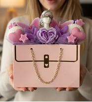 PEMBE KADIN ÇANTA TASARIM KUTUDA EL YAPIMI ZARİF KADIN  MUM BUKETİ -ANNEYE-SEVGİLİYE-ARKADAŞA-KADINA