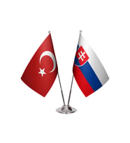 Slovakya İkili Masa Bayrağı
