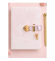 VICTORIA'S JOURNALS 126-2756 HUSH HUSH KİLİTLİ KUTULU VE KALEMLİ 100gr.192YP.ÇİZGİLİ DEFTER - PUDRA