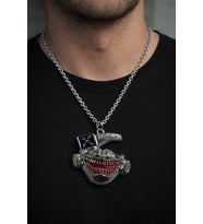 Tokyo Ghoul Kaneki Maske Kolye Gümüş Renk 60 cm Zincir Unisex Anime