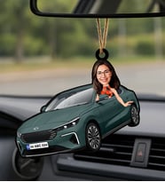 BK Gift Kişiye Özel Kadın Urla Renk Togg Karikatürlü Ahşap Plakalı Araba Dikiz Ayna Süsü-1 , Arkadaşa Hediye, Sevgiliye Hediye, Araba Hediyesi