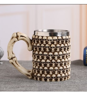 Gotik Kafatası Reçine Paslanmaz Çelik Bira Kupası 380ml