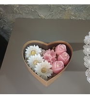 El Yapımı Çiçek Mum Kutusu