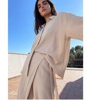 LCW Vision Bej Oversize Krep Kadın Gömlek