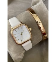 Özel Kutusunda Gold Cartier Bileklik ve Minimal Beyaz Deri Kordon Kare Kadran Kadın Kol Saati Özel Siyah Markalı Kutusunda Kadına Kıza Sevgiliye Ablaya Anneye Doğum Günü Yıldönümü Özel Hediyesi Set Ürünü Aksesuar Saat Bileklik