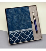 Kutulu Desenli Deri Defter Ve Metal Roller Kalem Set