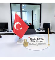 Sümen Ofis Doğal Beyaz Mermer İsimlik Haritalı Gold Tek Kalem ve Atatürk Biblo , Şanlı TÜRK Bayrağı