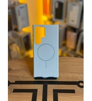 Samsung S22 Ultra / S23 Ultra Uyumlu İçi Kadife Magsafe Destekli Premium Silikon Kılıf (Krem)