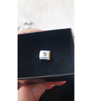 İTALYAN ÇELİK CHARM ÇELİK CHARM R HARFİ İSİM TARİH BAŞ HARF YAZILIR 9 MM (Çok Renkli)