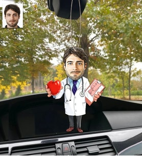 Kişiye Özel Karikatürlü Ahşap Araba Dikiz Ayna Süsü Kardiyoloji Doktor Erkek-1