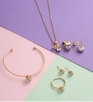 BK Gift Tek Taş Tasarımlı Gold Kolye&Küpe&Bilezik ve Yüzük Hediye Seti(Ekstra 2 adet Kolye Ucu), Sevgiliye Hediye, Yıldönümü Hediyesi