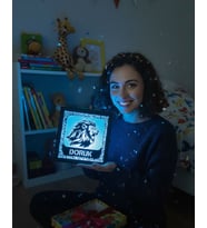 Kişiye Özel Işıklı Aslan Tasarımlı Ahşap Gece Lambası Mavi ( Canlı Anılar )
