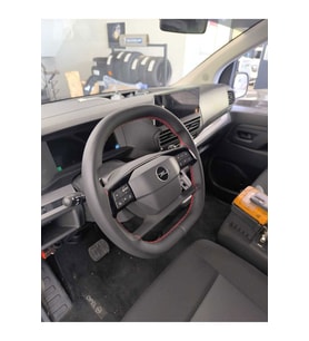Dikişli Direksiyon Kılıfı Damarlı Deri Kırmızı Dikişli Opel Vivaro Için Hızlı Kargo