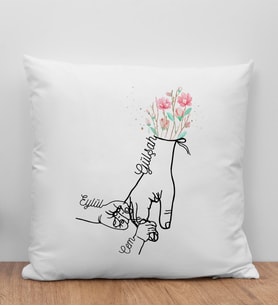BK Gift Kişiye Özel Renkli Anne-Çocuklar El Tasarımlı Beyaz Kırlent Yastık-1, Anneye Hediye, Ev Dekorasyonu, Yeni Doğum Hediyesi