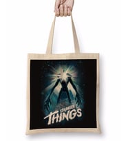 Stranger Things 04 Bez Çanta Uzun Saplı