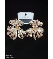 gümüş rengi lotus çiçek küpe
