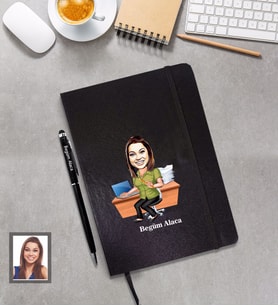 Kişiye Özel Öğretmen Karikatürlü  Siyah Defter Kalem Hediye Seti Bayan-17