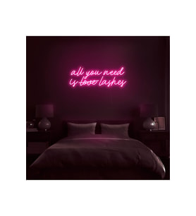 All You Need Is Love Lashes Yazılı Neon Tabela