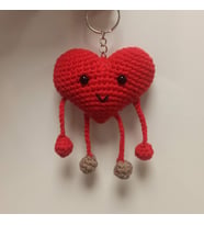 Amigurumi El Örgüsü Gülen Yüzlü Kalp Örgü Anahtarlık / Çanta Süsü