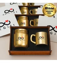 Logonuza Özel 10 Adet Kutulu Gold Renk Mum ve Kahve Fincanı Seti – Ahşap Kutulu Kurumsal Hediye Seti