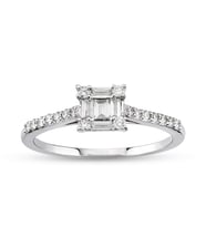 0.28 Ct Baget Pırlanta Yüzük B5 (Çok Renkli)