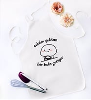 BK Gift Bir Bela Geliyor Tasarımlı Beyaz Mutfak Önlüğü - Model 1